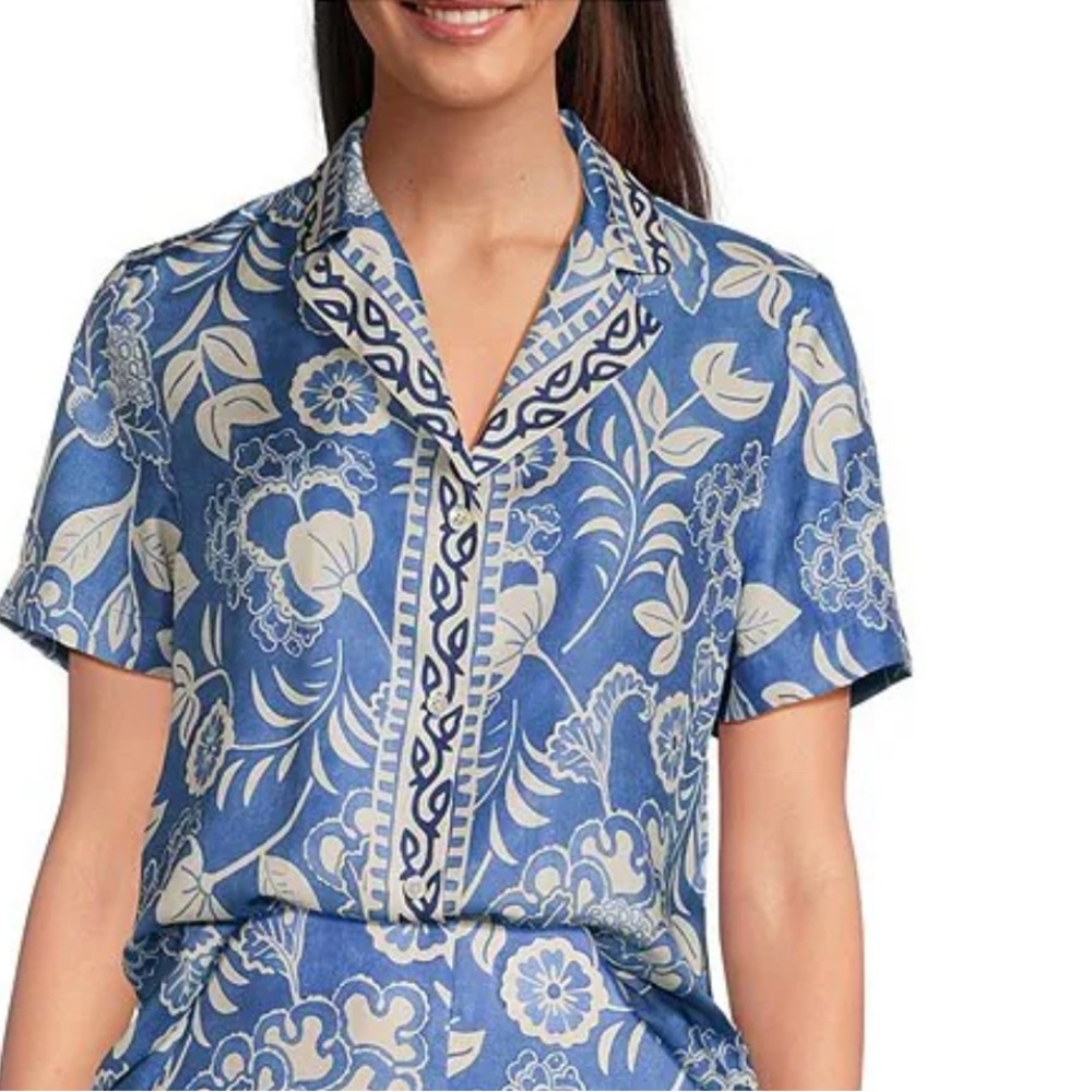 J. McLaughlin Blue Button Down Shirt with Notched Collar
